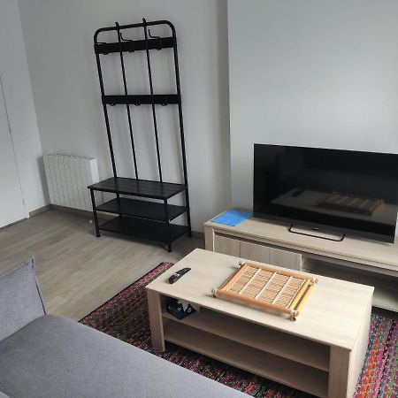 Appartement T3 Plume Hyper Centre D'Ernee ภายนอก รูปภาพ