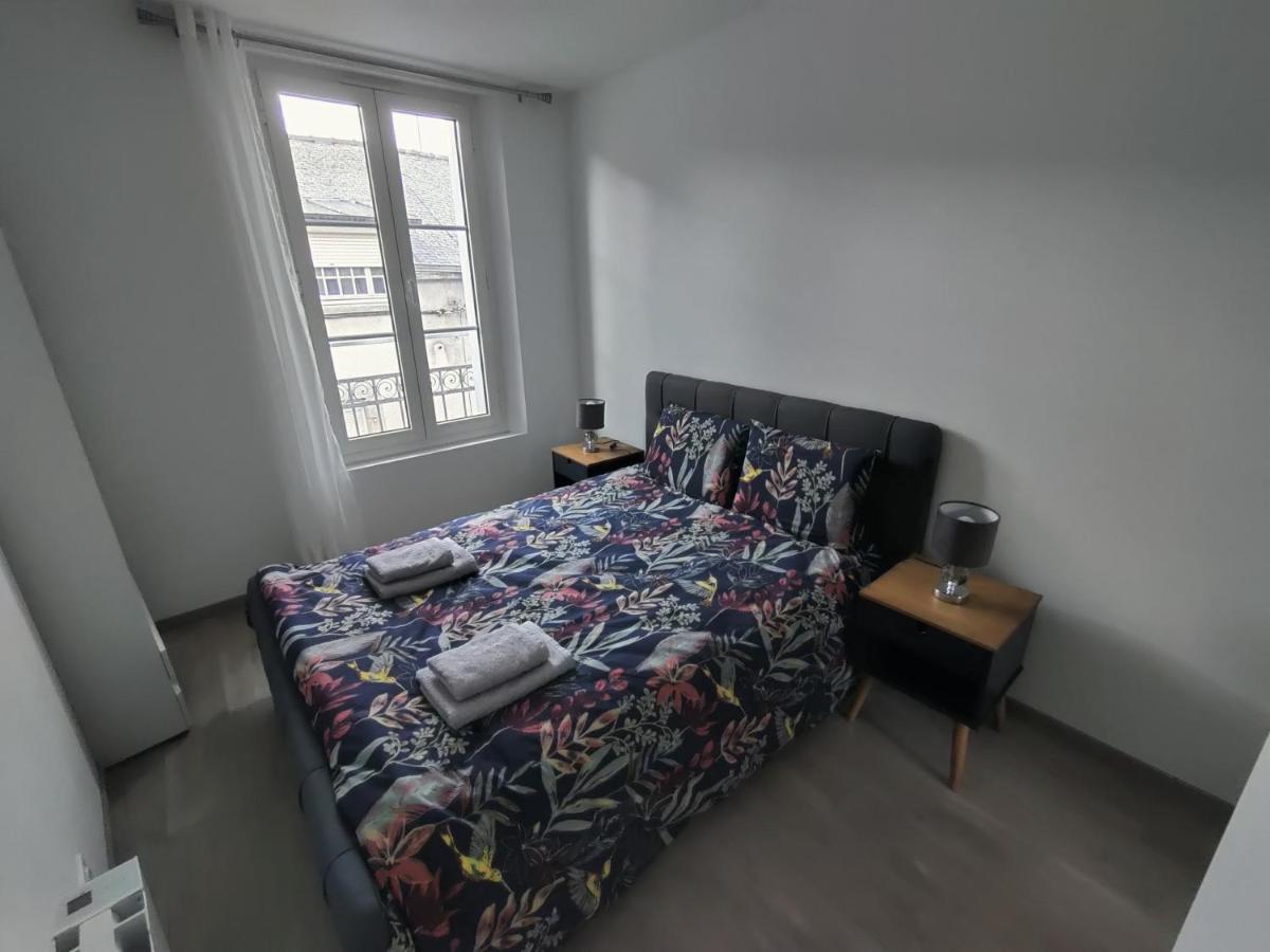 Appartement T3 Plume Hyper Centre D'Ernee ภายนอก รูปภาพ